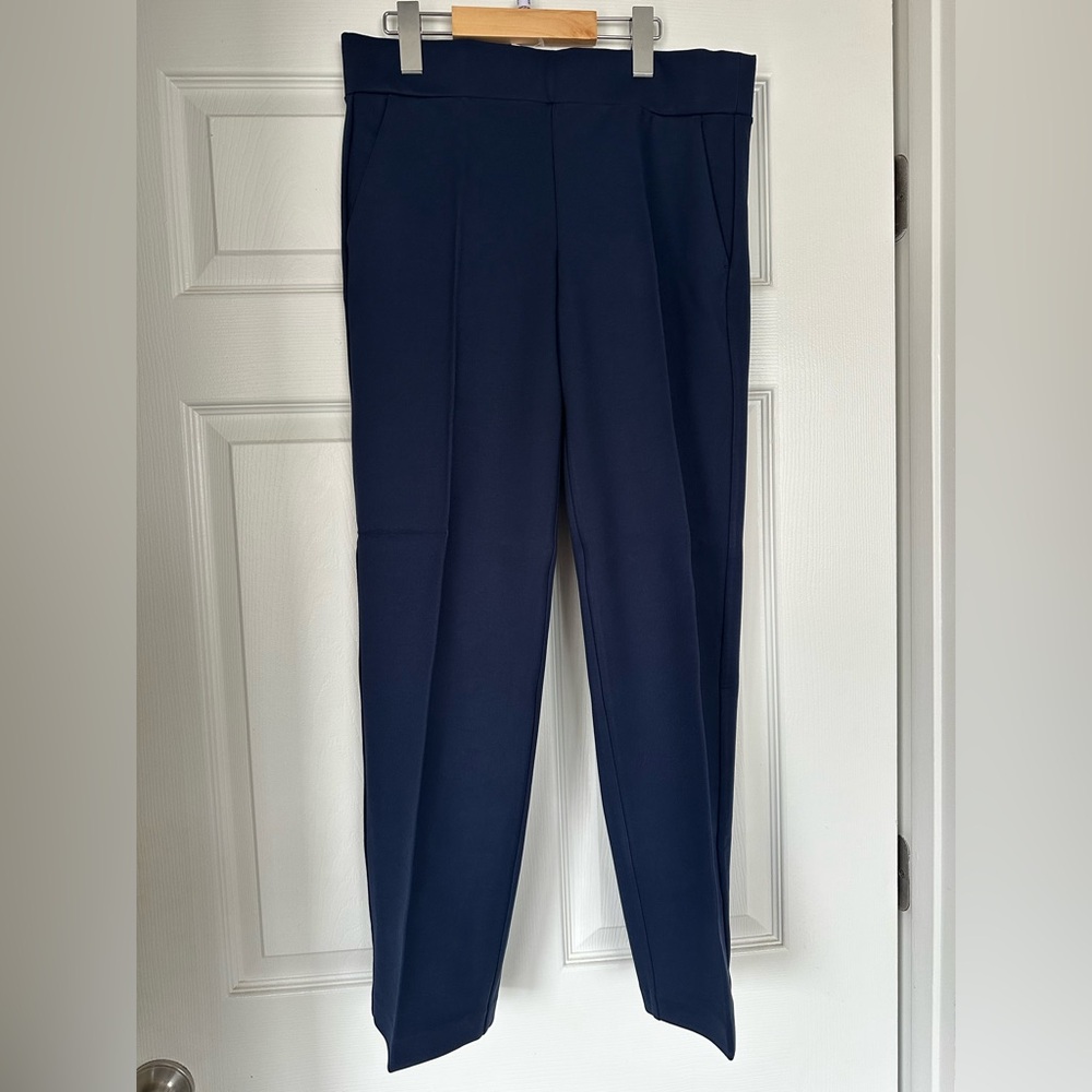 LOFT Women's Navy Blue Pull On Straight Pants in Ponte Size M Style NWT - Picture 3 of 8